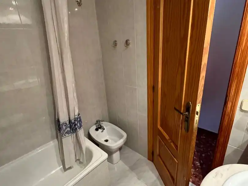 Bany de Pis en venda en Xàtiva amb Aire condicionat, Terrassa i Balcó