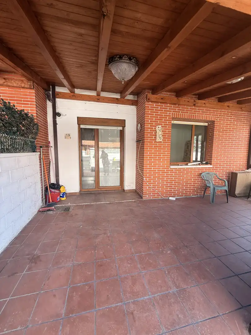 Houses for sale in Vial Camino, 3, Polanco Terrace of Houses for sale in Polanco with Terrace and Balcony