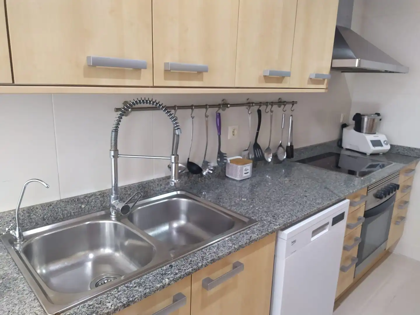Cocina de Piso en venta en San Vicente del Raspeig / Sant Vicent del Raspeig con Aire acondicionado, Calefacción y Terraza