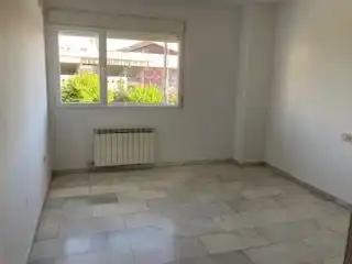 Wohnung zur Miete in Avenida Salvador Allende, 5, Barrio de Zaidín Schlafzimmer von Wohnung zur Miete in Granada mit Klimaanlage, Heizung und Terrasse