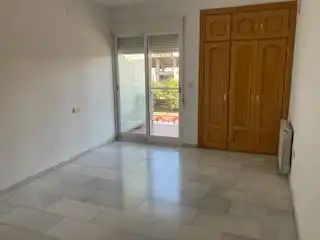 Wohnung zur Miete in Avenida Salvador Allende, 5, Barrio de Zaidín Schlafzimmer von Wohnung zur Miete in Granada mit Klimaanlage, Heizung und Terrasse