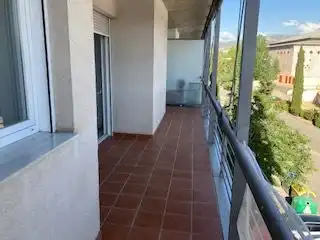 Wohnung zur Miete in Avenida Salvador Allende, 5, Barrio de Zaidín Terrasse von Wohnung zur Miete in Granada mit Klimaanlage, Heizung und Terrasse