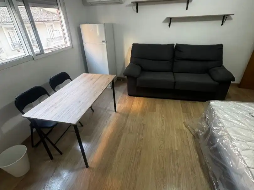 Habitación en Avinguda de la Constitució, 217, Torrefiel