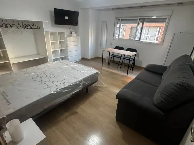 Habitación en Avinguda de la Constitució, 217, Torrefiel