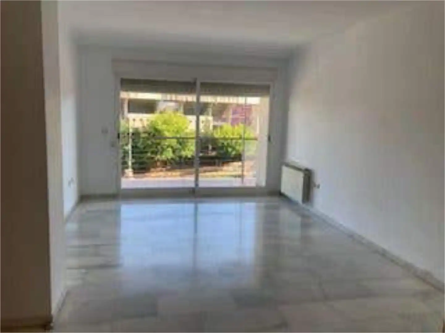 Flat for rent in Barrio de Zaidín Living room of Flat for rent in Granada with Heating, Terrace and Storage room
