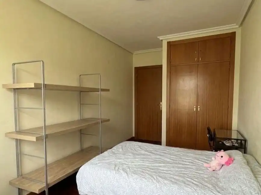 Habitación en Plaza Rocamador, 4, Universidad - Las Huelgas