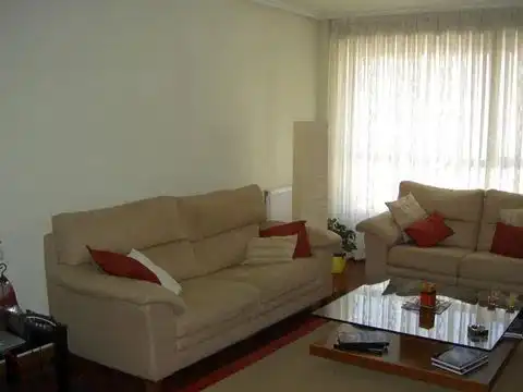 Habitación en Plaza Rocamador, 4, Universidad - Las Huelgas Habitación en Plaza Rocamador, 4, Universidad - Las Huelgas