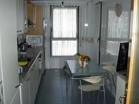 Habitación en Plaza Rocamador, 4, Universidad - Las Huelgas Habitación en Plaza Rocamador, 4, Universidad - Las Huelgas