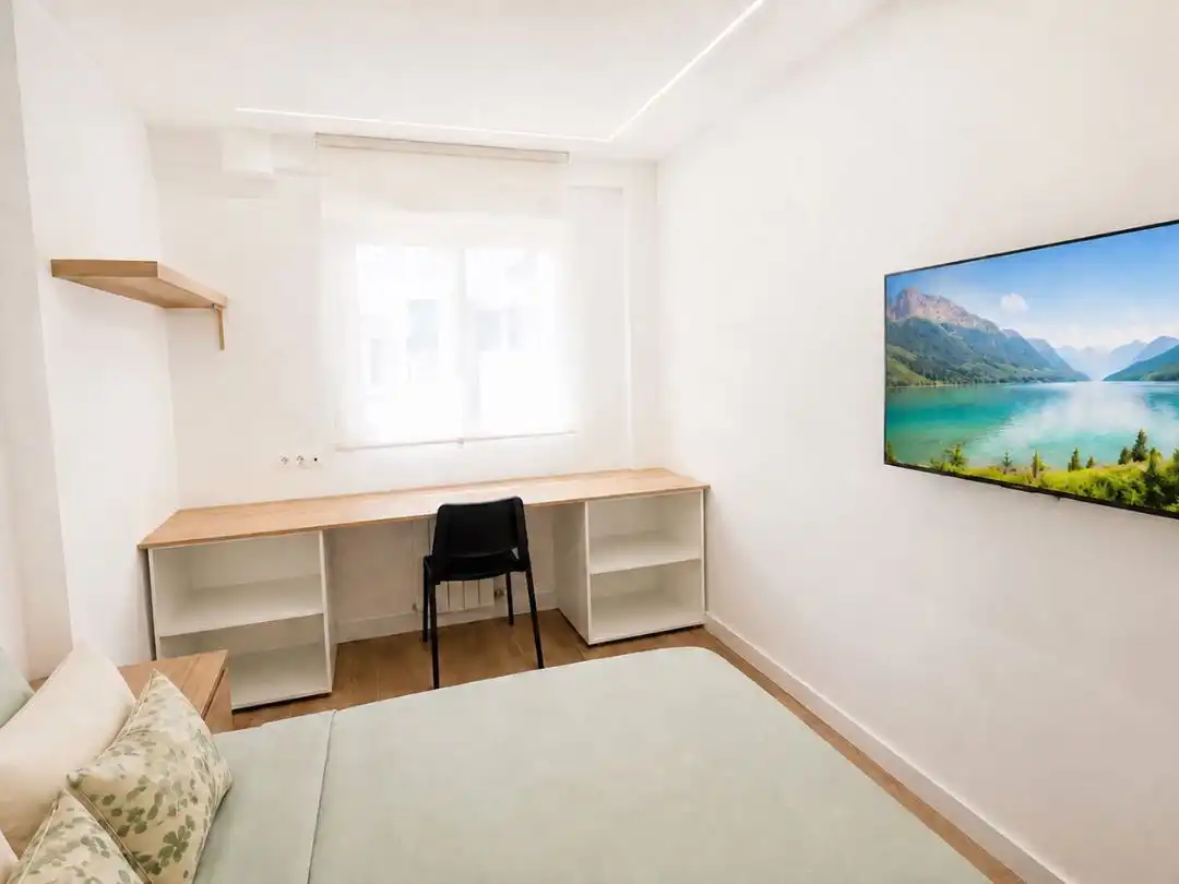 Habitación en Calle Pío del Río Hortega, 7, Huerta del Rey Habitación de Piso para compartir en Valladolid con Calefacción, Jardín privado y Parquet