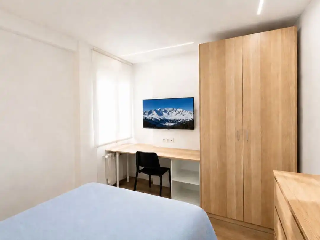 Habitación en Calle Pío del Río Hortega, 7, Huerta del Rey Habitación de Piso para compartir en Valladolid con Calefacción, Jardín privado y Parquet