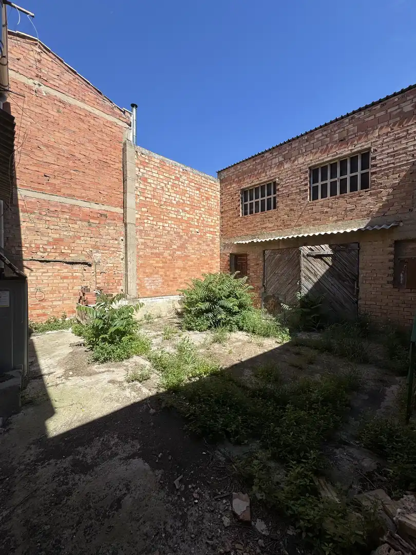 Casa adosada en venda a Calle Miguel Servet, 17, Gallur Vista exterior de Casa adosada en venda en Gallur amb Calefacció, Jardí privat i Traster