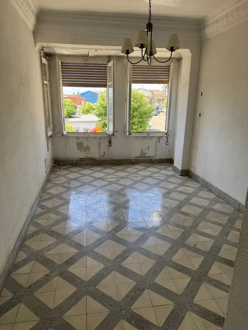 Casa adosada en venda a Calle Miguel Servet, 17, Gallur Casa adosada en venda en Gallur amb Calefacció, Jardí privat i Traster