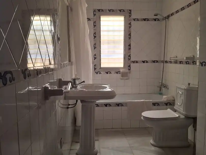 Bathroom of Detached homes for sale in Sevilla  with Air Conditioner, Heating and Private garden