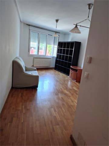 Piso en Venta en Trobajo del Camino