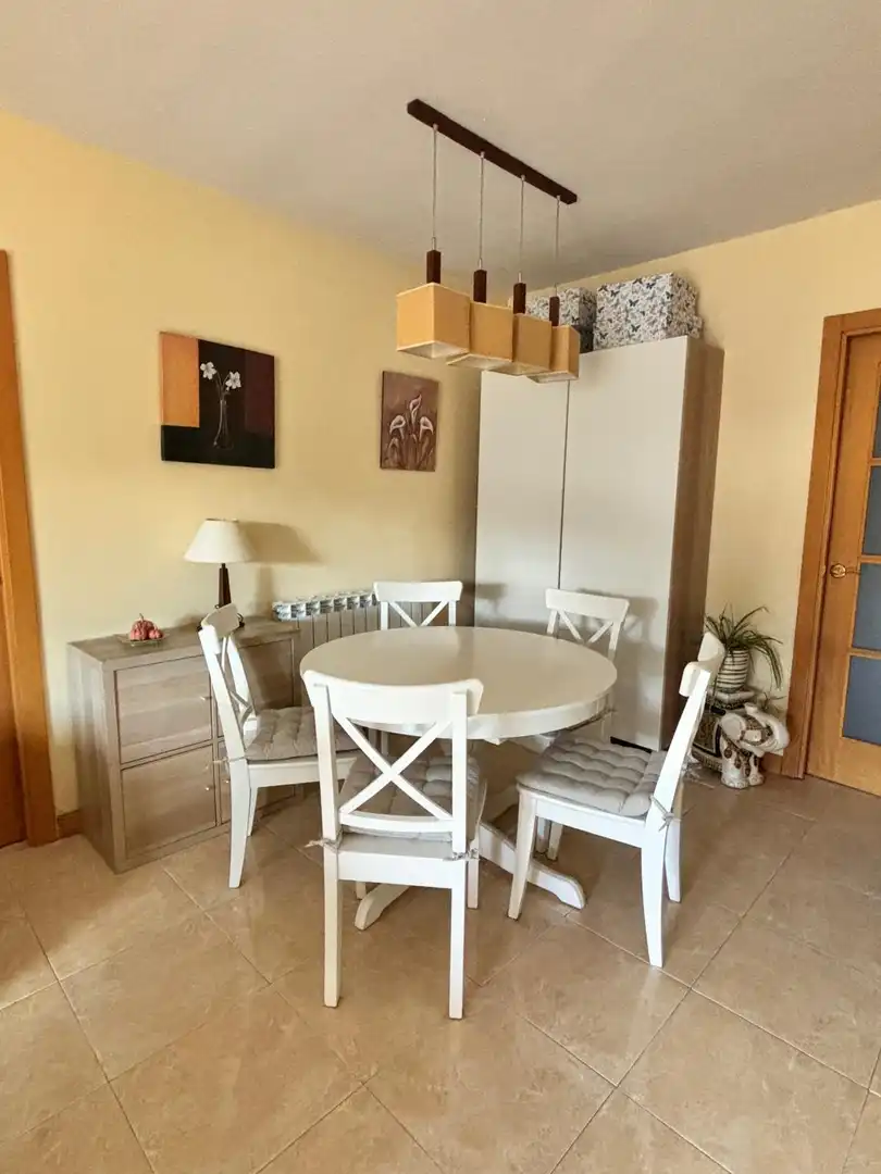 Piso en venta en Calle Camino Viejo, Navalquejigo - Los Arroyos Piso en venta en Calle Camino Viejo, Navalquejigo - Los Arroyos