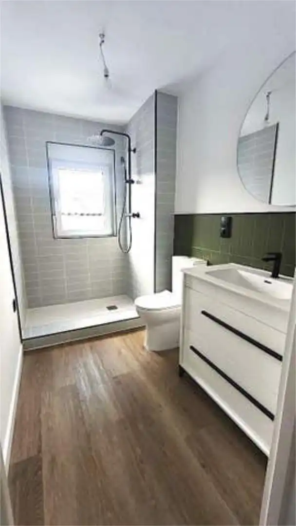 Apartament en venda a Narón Bany de Apartament en venda en Narón amb Terrassa