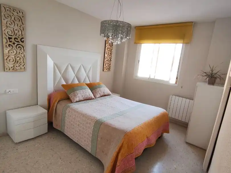 Wohnung zum Verkauf in Calle Hermes, 10, El Cónsul - Ciudad Universitaria - El Romeral Schlafzimmer von Wohnung zum Verkauf in Málaga Capital mit Klimaanlage, Schwimmbad und Balkon