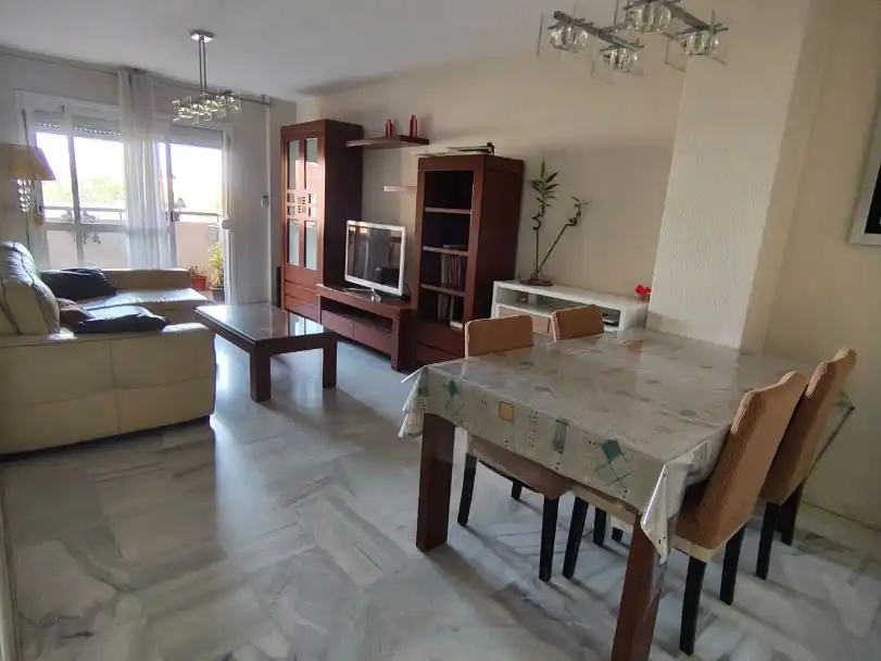 Wohnung zum Verkauf in Calle Hermes, 10, El Cónsul - Ciudad Universitaria - El Romeral Esszimmer von Wohnung zum Verkauf in Málaga Capital mit Klimaanlage, Schwimmbad und Balkon