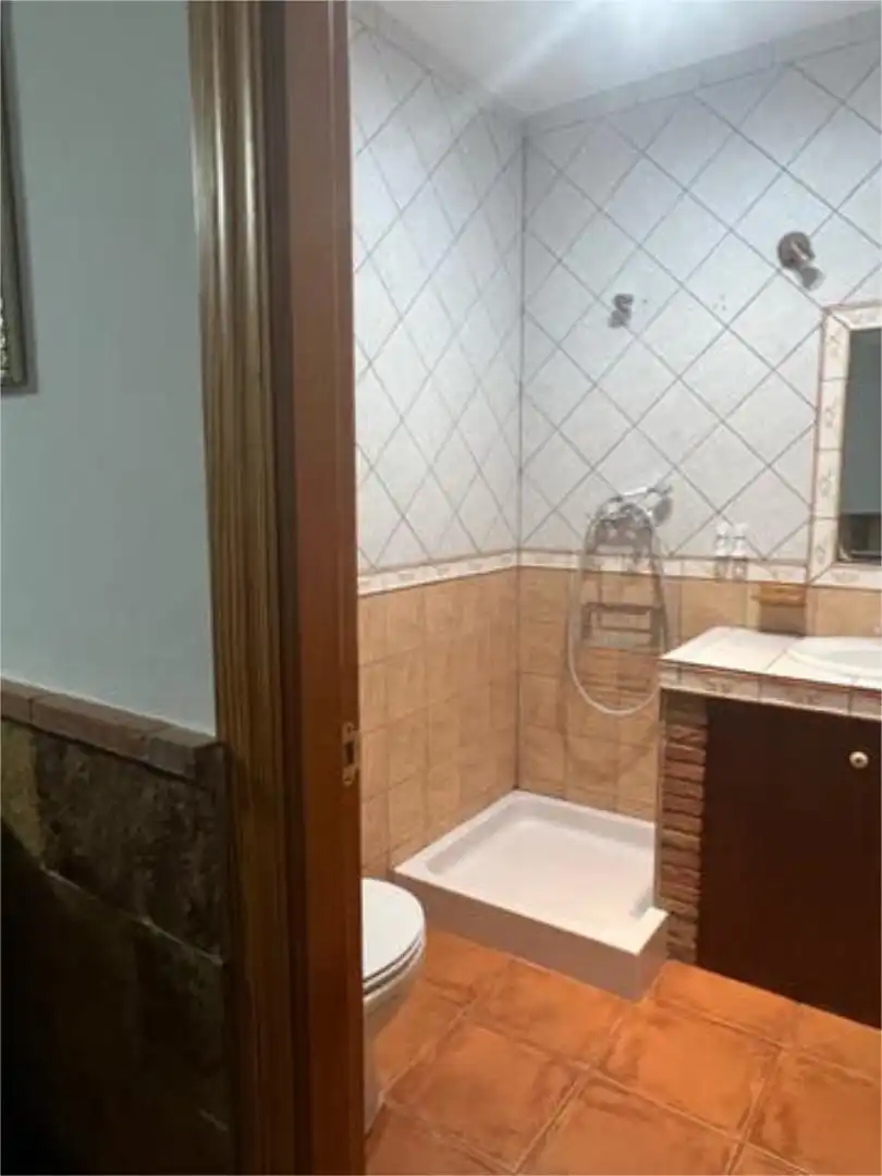 Badezimmer von Einfamilien-Reihenhaus zum Verkauf in Purullena mit Terrasse