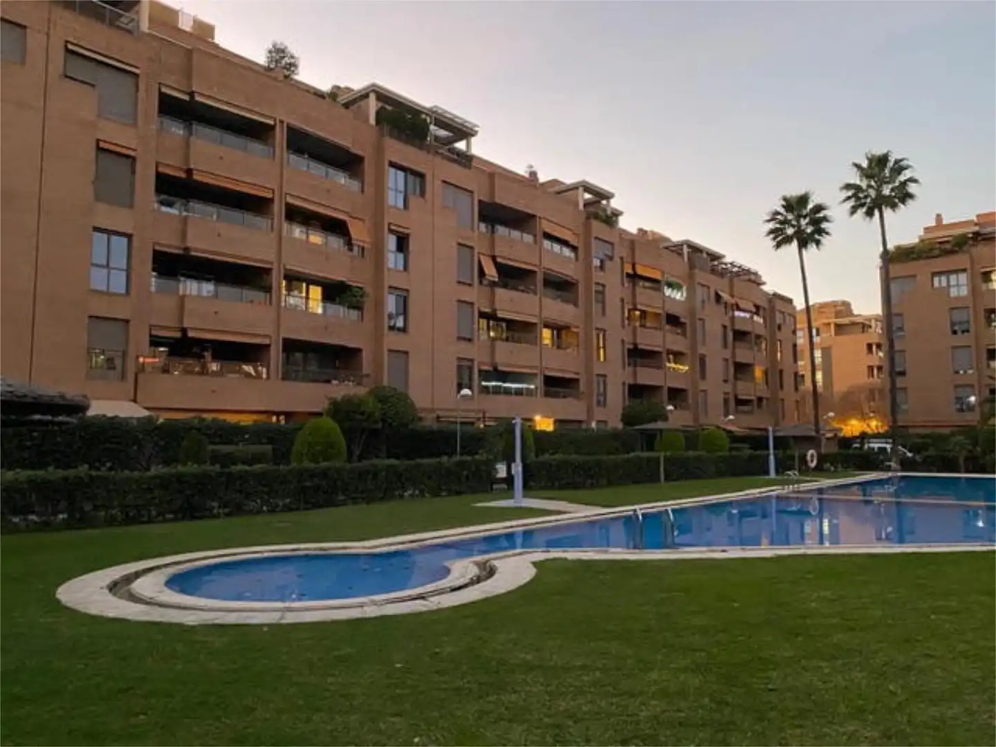 Àtic de lloguer a Sant Pau Vista exterior de Àtic de lloguer en Valencia amb Calefacció, Jardí privat i Terrassa