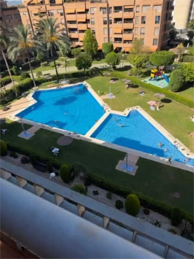 Attic for rent in Sant Pau Swimming pool of Attic for rent in Valencia Capital with Terrace and Swimming Pool