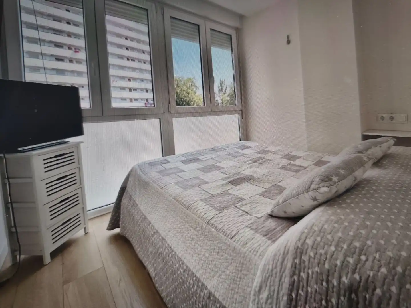 Apartamento de alquiler en Calle República de Colombia, 18, Zona Playa Habitación de Apartamento de alquiler en Laredo con Amueblado y Parking comunitario