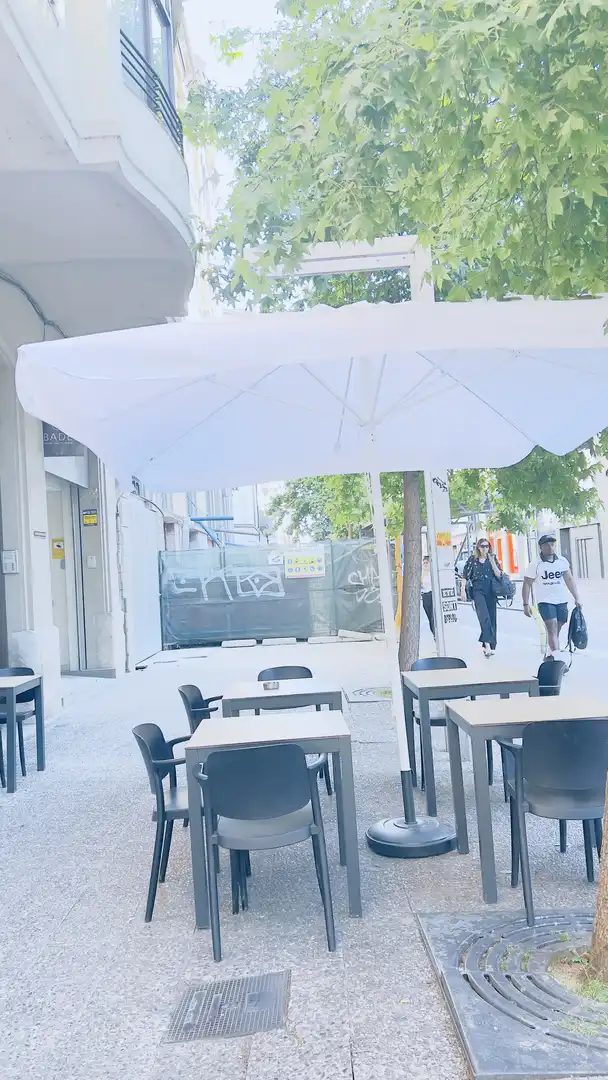 Local en traspaso en Plaça del Marquès de Camps, 14, Eixample Nord Terraza de Local en traspaso en Girona con Aire acondicionado