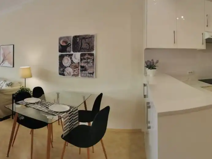 Wohnung zur Miete in Calle Bélgica, 54, San Antonio - Las Arenas Wohnung zur Miete in Calle Bélgica, 54, San Antonio - Las Arenas