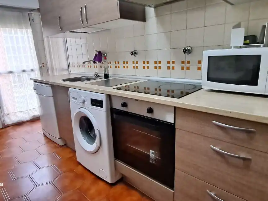 Cocina de Piso de alquiler en  Pamplona / Iruña con Aire acondicionado, Calefacción y Parquet
