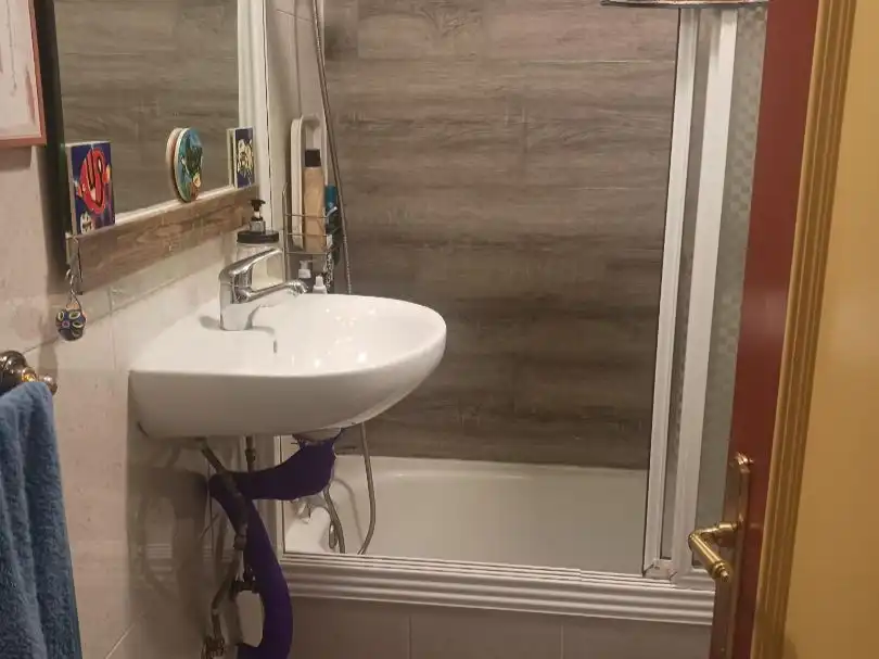 Piso en venta en Calle Tunja, 12, Pinar del Rey Baño de Piso en venta en Madrid con Calefacción, Terraza y Trastero