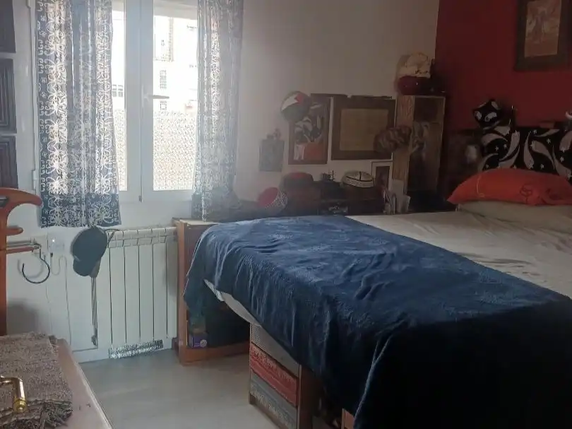 Piso en venta en Calle Tunja, 12, Pinar del Rey Habitación de Piso en venta en Madrid con Calefacción, Terraza y Trastero
