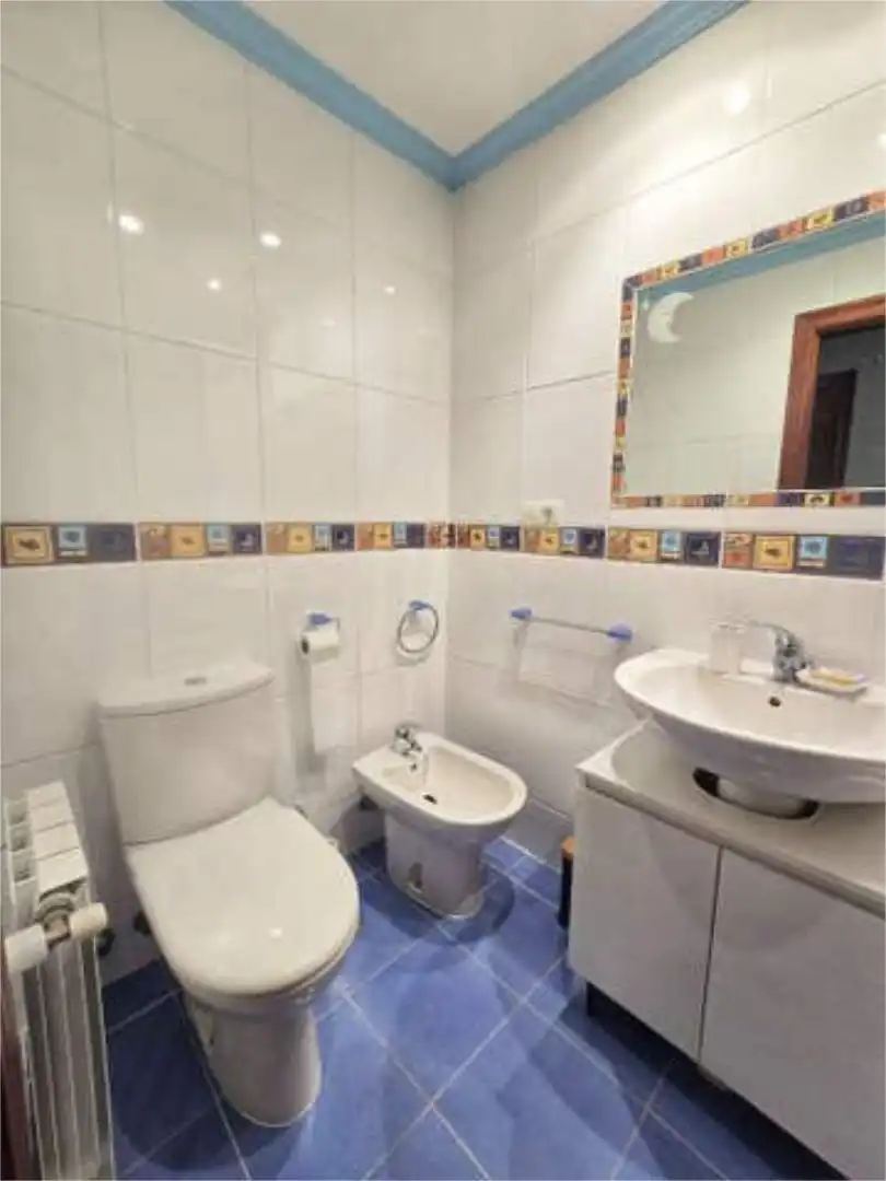 Bathroom of Flat for rent in Tapia de Casariego  with Heating, Terrace and Furnished