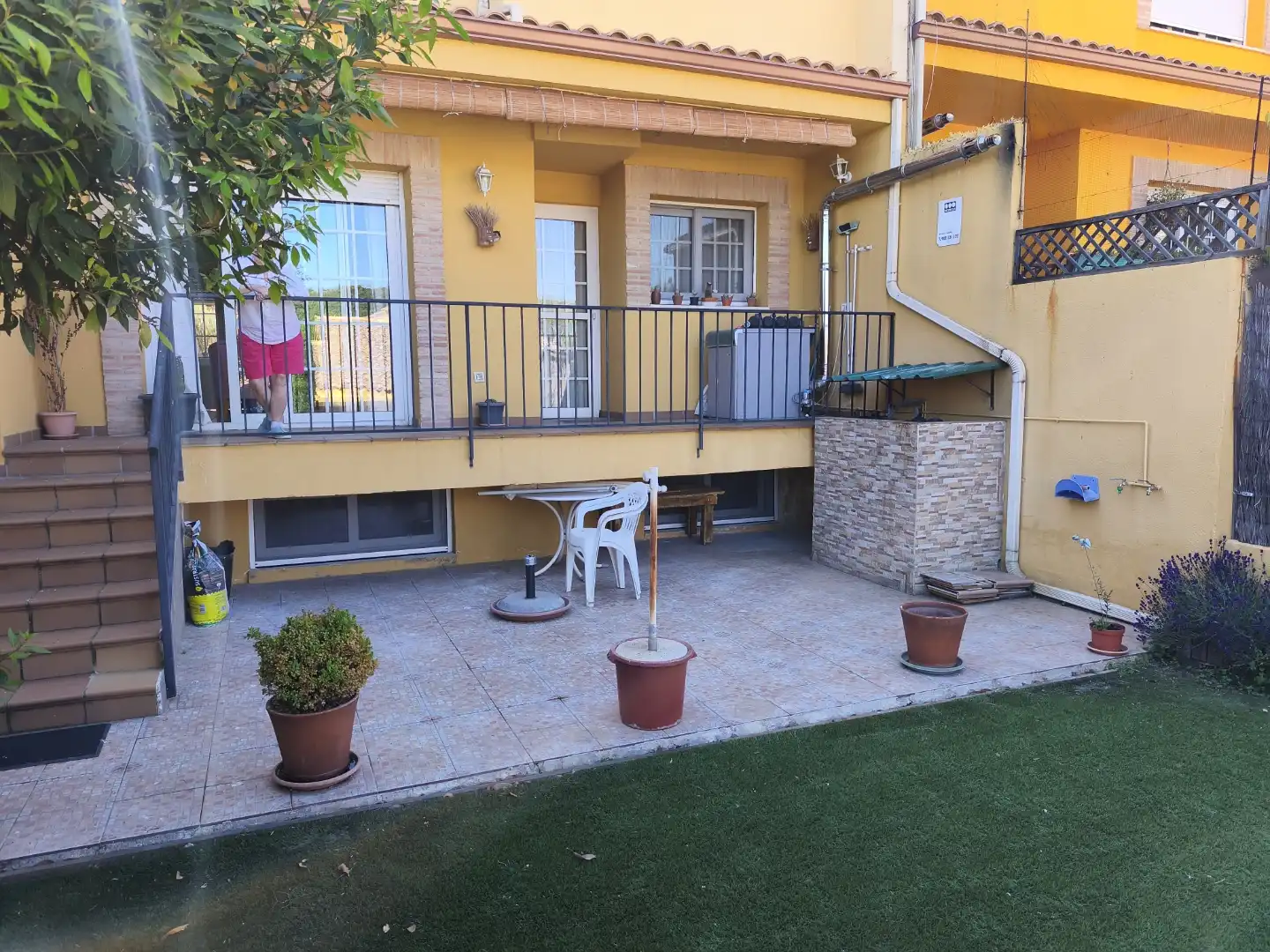 Casa adosada en venda a Calle del Enebro, 5, Fresnedillas de la Oliva Terrassa de Casa adosada en venda en Fresnedillas de la Oliva amb Calefacció, Jardí privat i Terrassa
