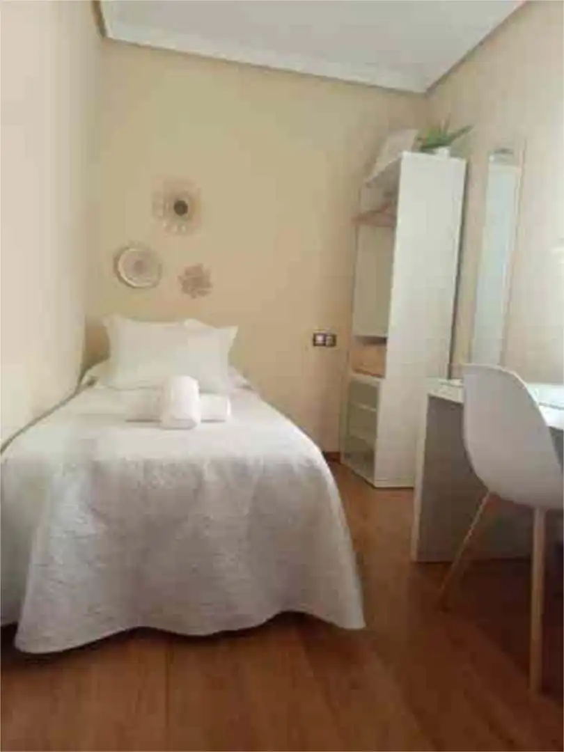 Flat for rent in Almodóvar del Río Bedroom of Flat for rent in Almodóvar del Río with Storage room and Furnished
