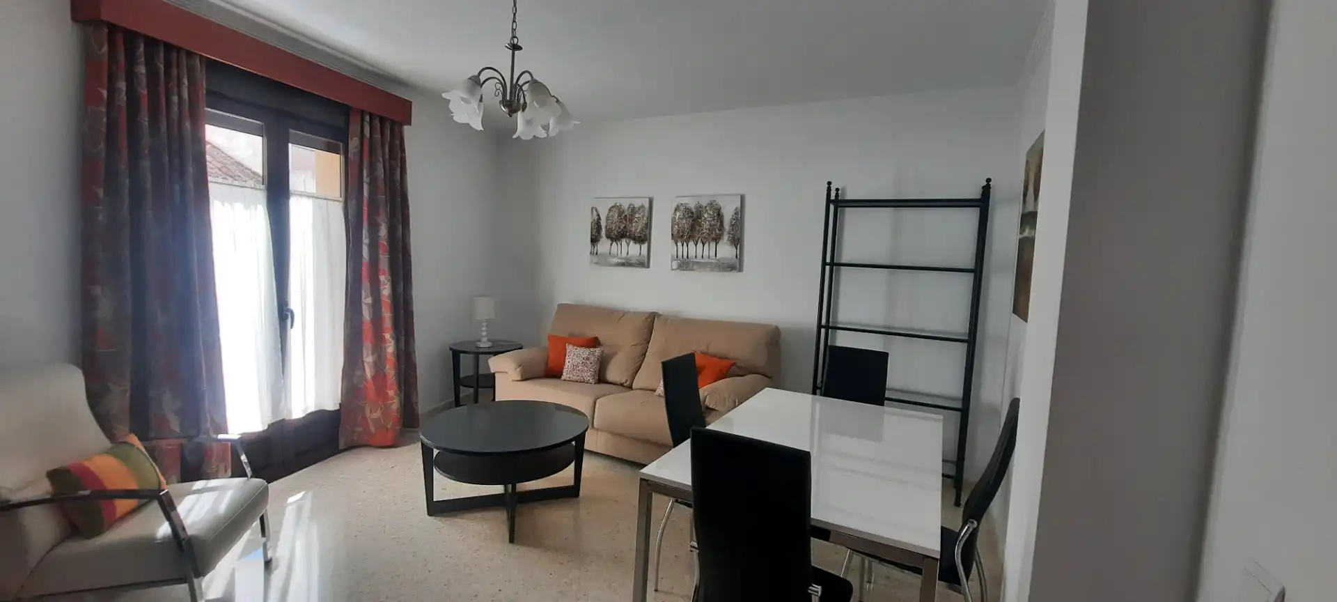 Sala de estar de Piso de alquiler en Ronda con Aire acondicionado, Amueblado y Balcón