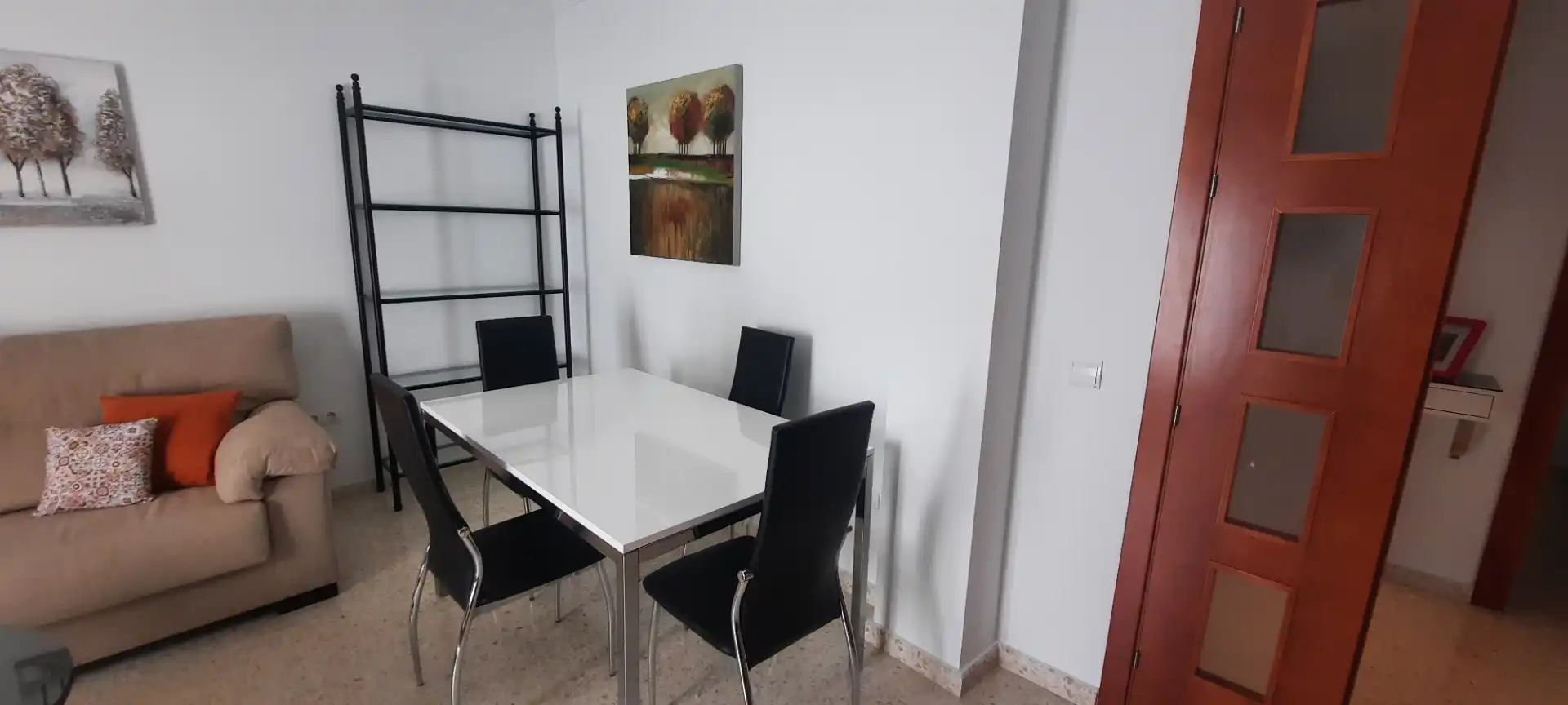 Comedor de Piso de alquiler en Ronda con Aire acondicionado, Amueblado y Balcón