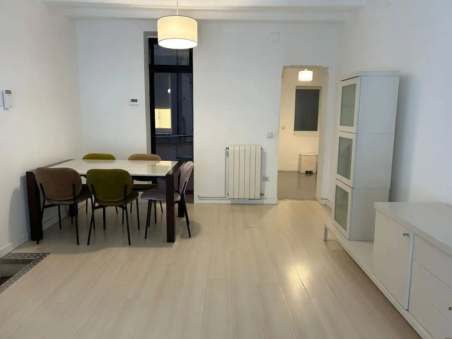 Wohnung zum Verkauf in Pas de Sota Muralla, 11, Sant Pere, Sta. Caterina i la Ribera Esszimmer von Wohnung zum Verkauf in Barcelona Capital mit Klimaanlage