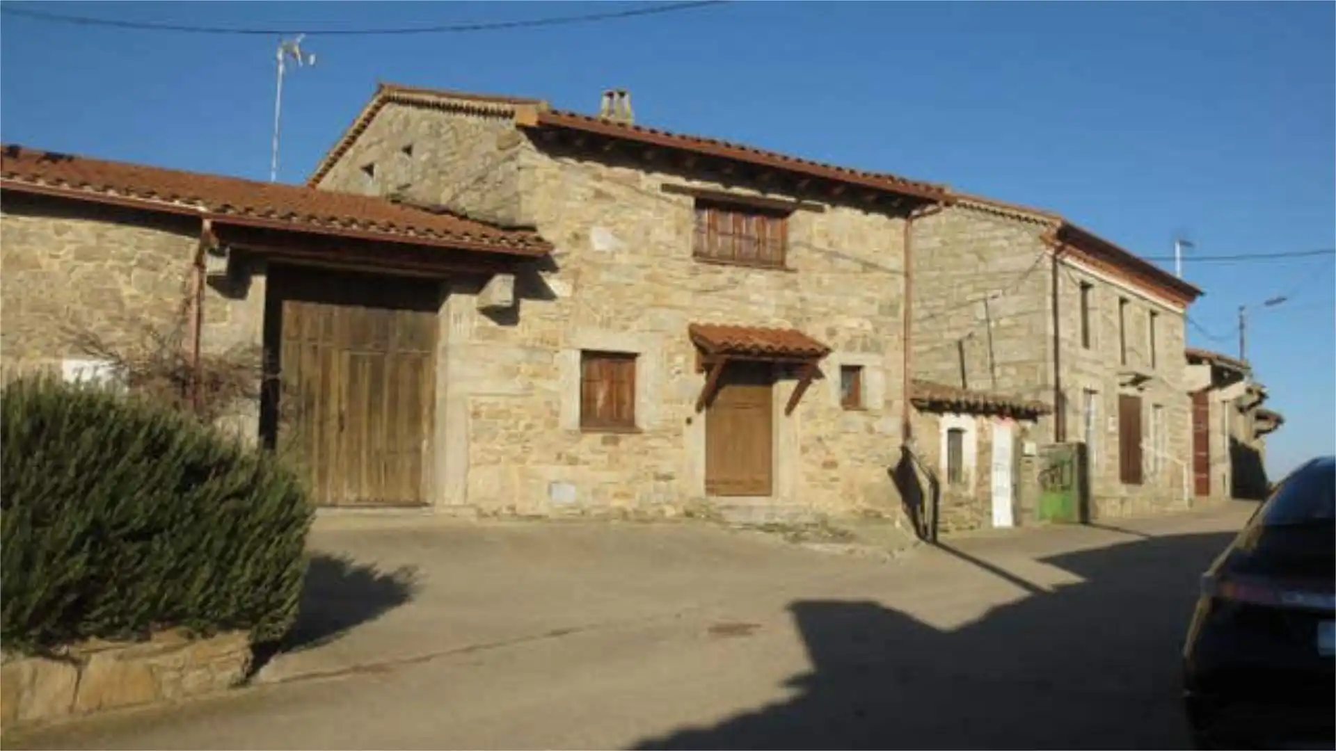 Vista exterior de Casa o chalet de alquiler en Moralina con Calefacción, Jardín privado y Amueblado