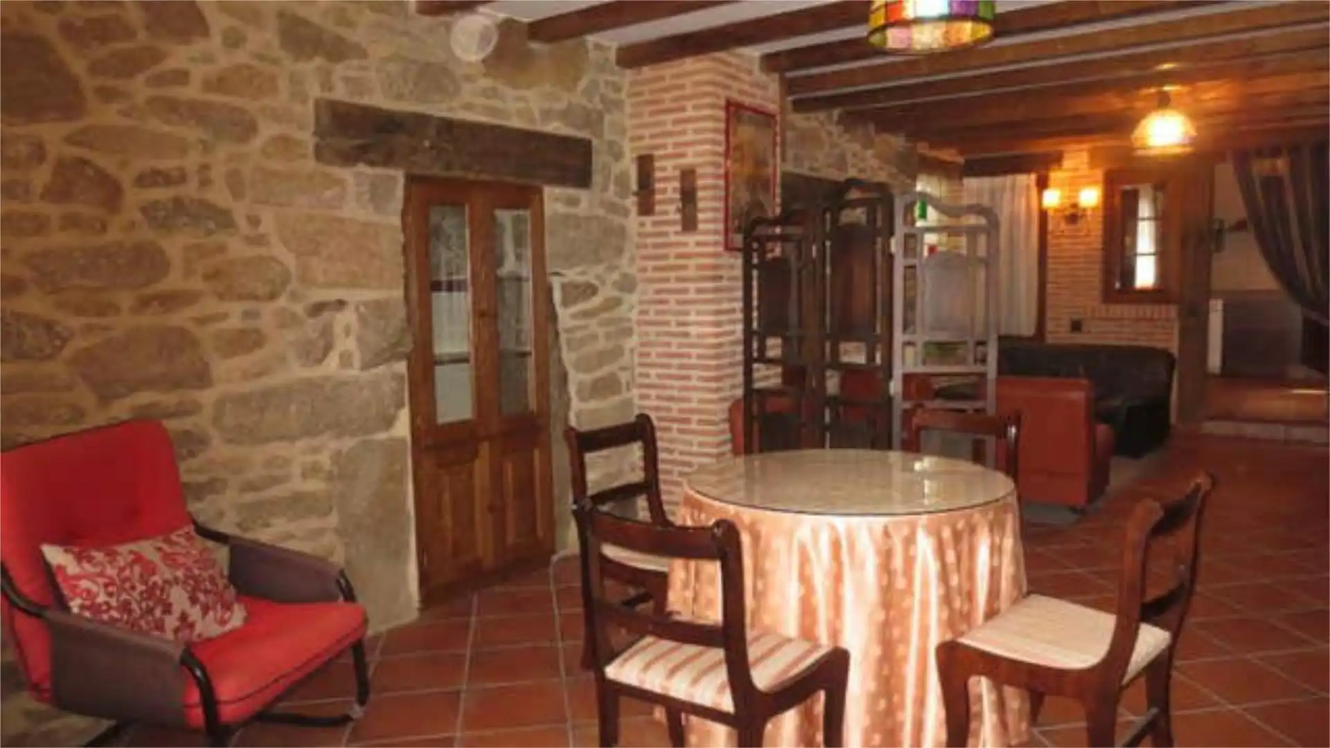 Casa o chalet de alquiler en Moralina con Calefacción, Jardín privado y Amueblado
