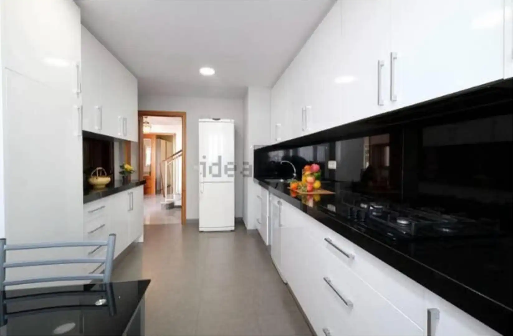 Cuina de Casa o xalet en venda en  Granada Capital amb Terrassa