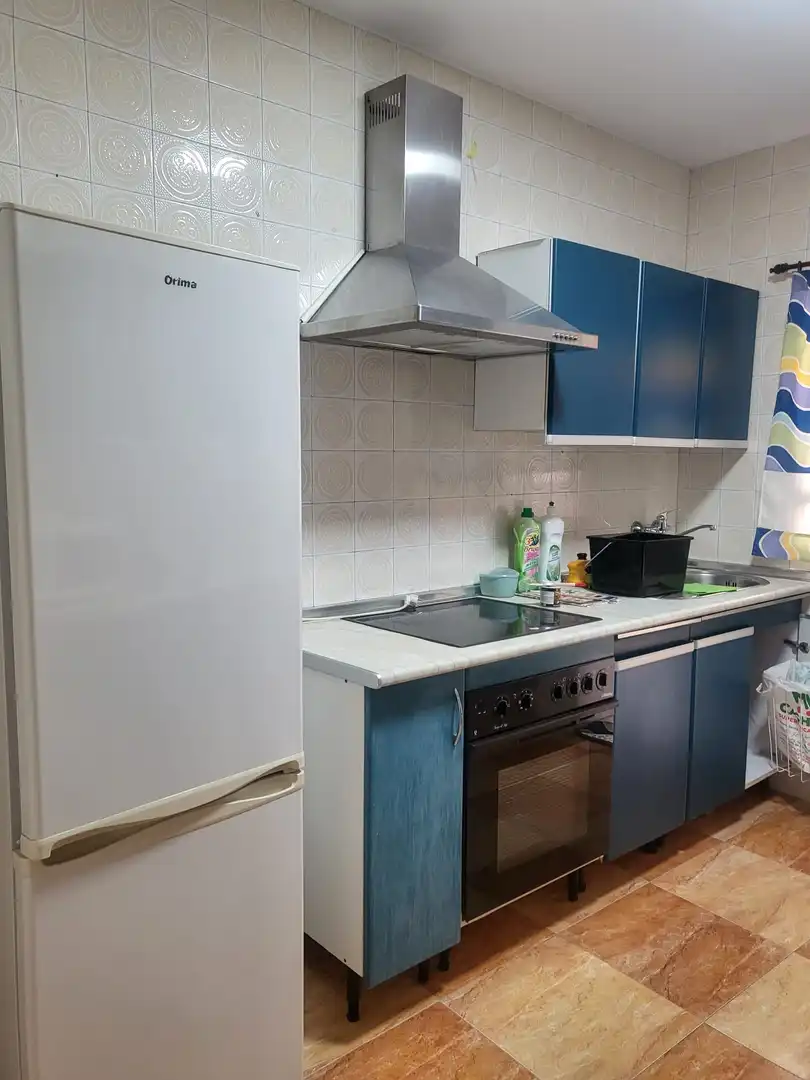 Flat for rent in Avenida de Virgilio, 13, Cerrillo de Maracena - Periodistas Kitchen of Flat for rent in Granada with Air Conditioner, Furnished and Balcony