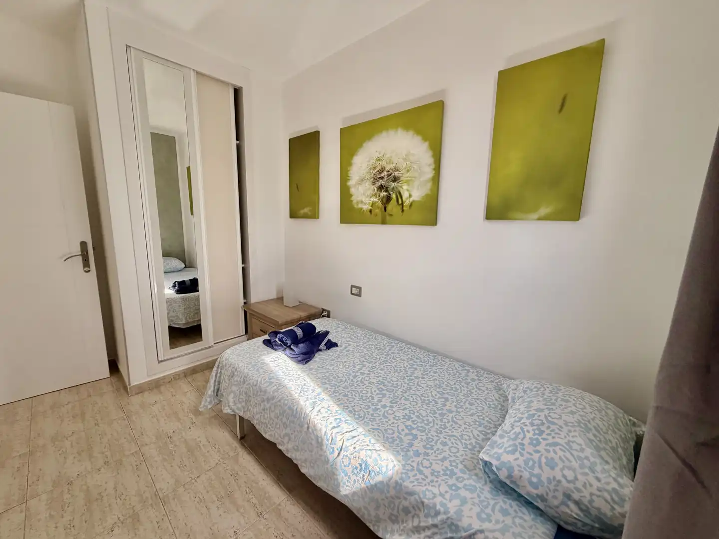 Maisonette zum Verkauf in Calle Helsinki, 4, Playa del Duque Schlafzimmer von Maisonette zum Verkauf in Adeje mit Klimaanlage, Heizung und Privatgarten