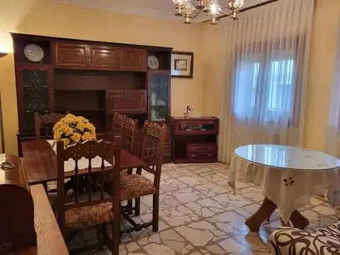 Einfamilien-Reihenhaus zum Verkauf in Calle Jardines, 1, Corral de Almaguer Esszimmer von Einfamilien-Reihenhaus zum Verkauf in Corral de Almaguer mit Heizung, Terrasse und Möbliert