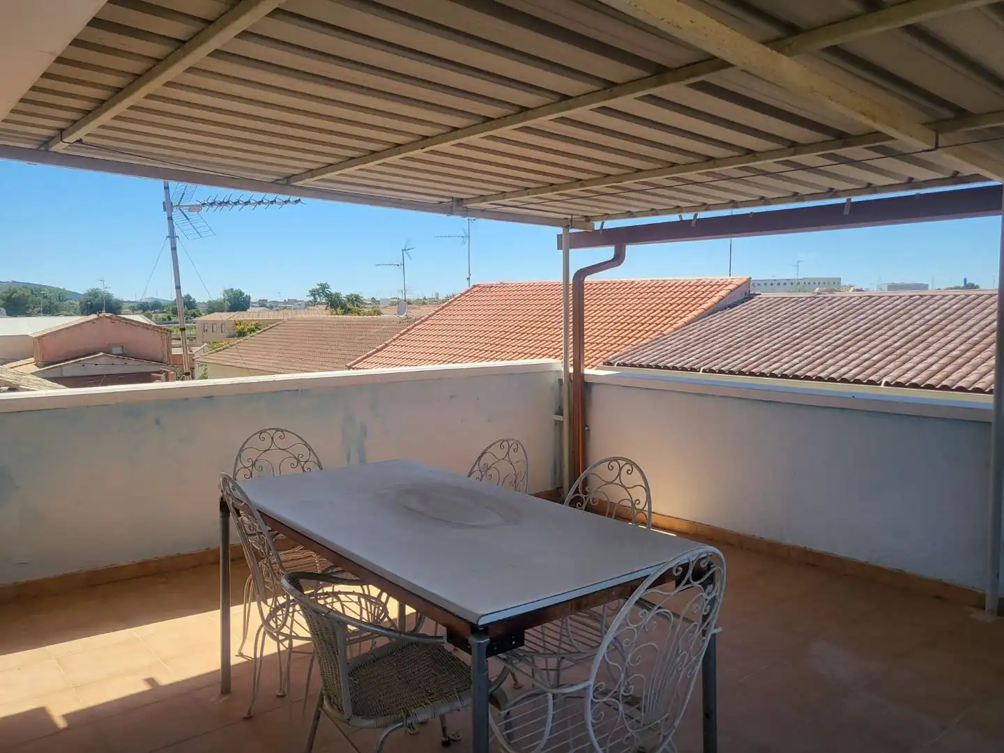 Einfamilien-Reihenhaus zum Verkauf in Calle Jardines, 1, Corral de Almaguer Terrasse von Einfamilien-Reihenhaus zum Verkauf in Corral de Almaguer mit Heizung, Terrasse und Möbliert