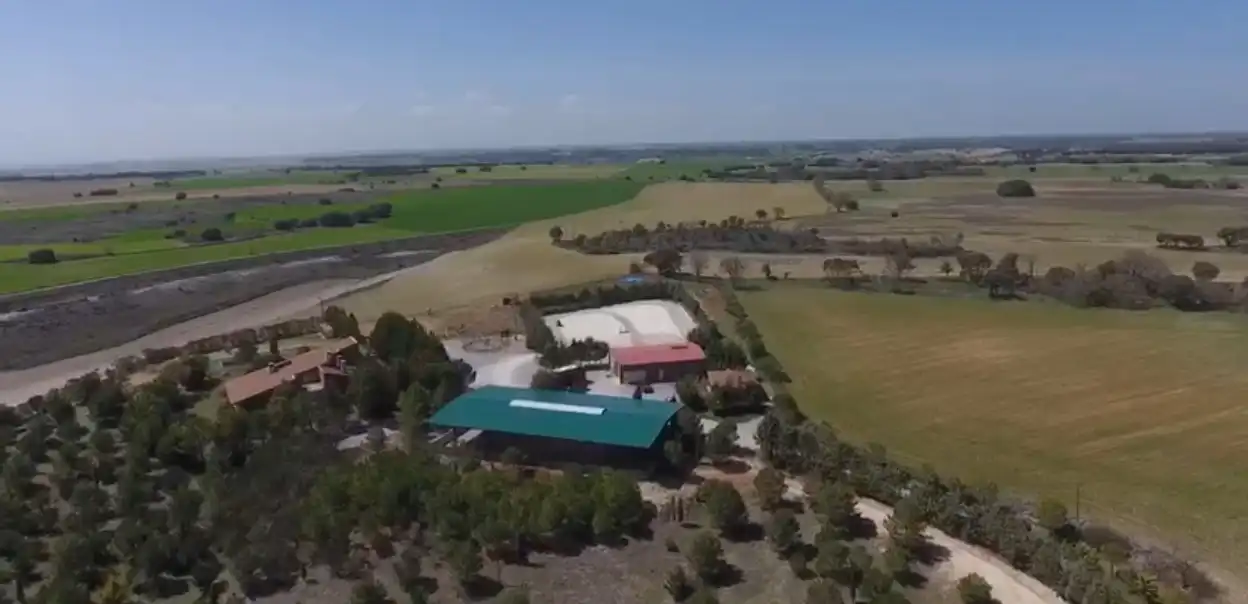 Finca rústica en venta en Calle España, 7, Corcos Vista exterior de Finca rústica en venta en Corcos con Aire acondicionado, Calefacción y Jardín privado