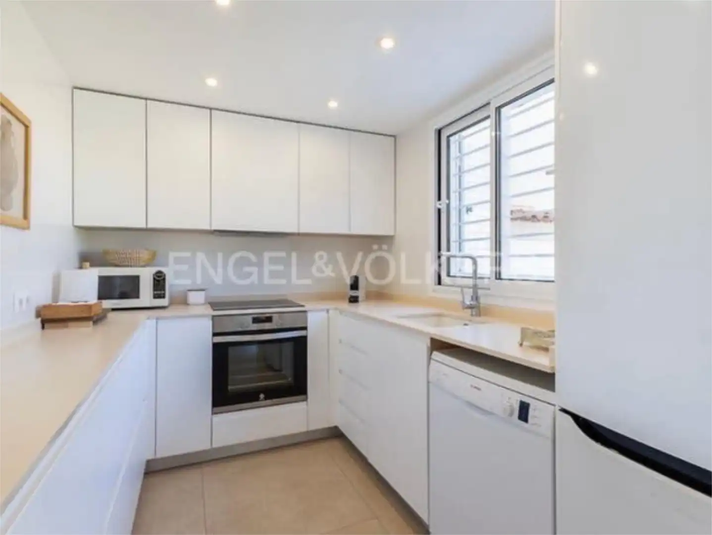 Houses for rent in El Perellonet Kitchen of Houses for rent in Valencia Capital with Terrace and Swimming Pool