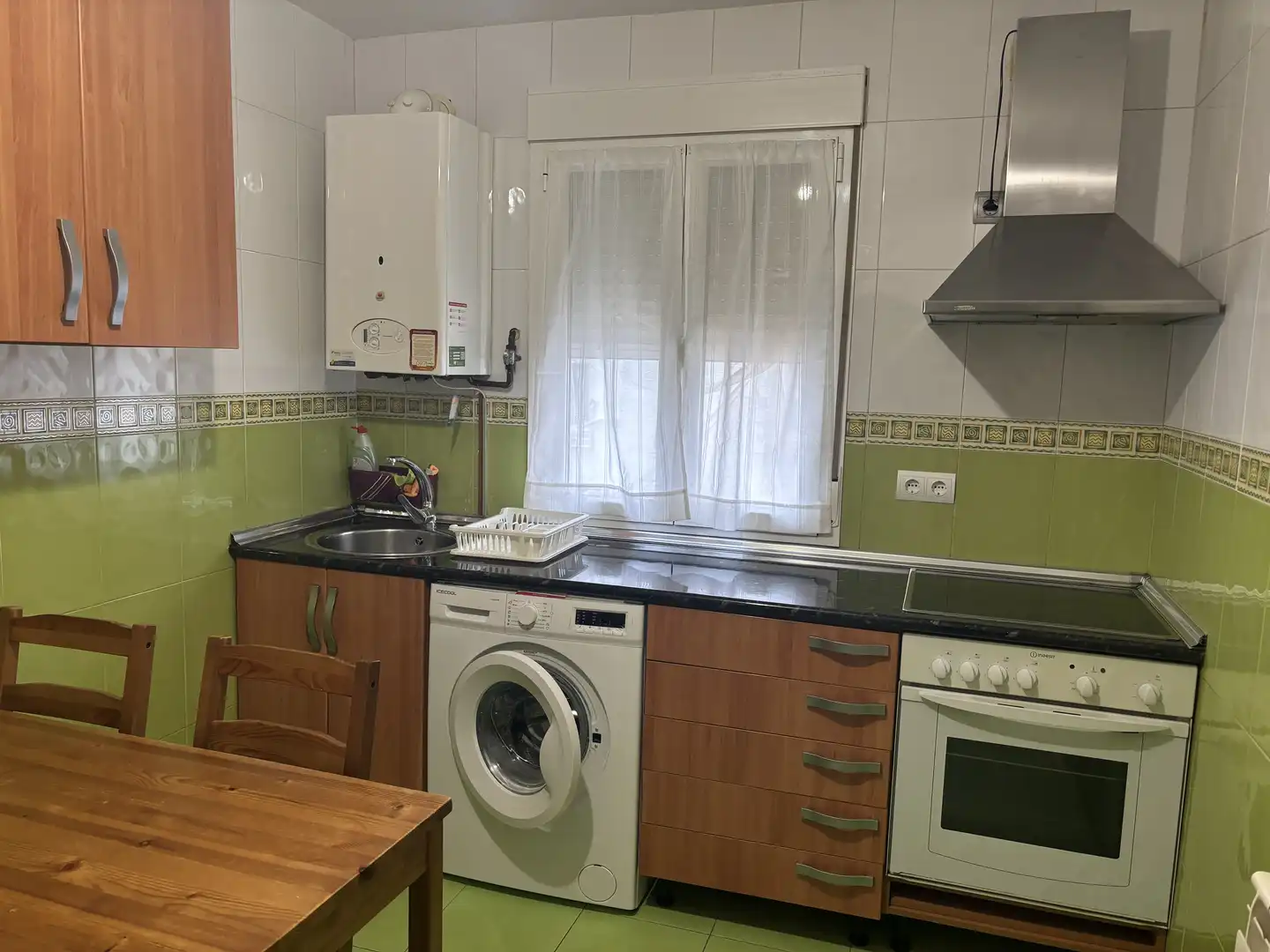 Cocina de Piso de alquiler en León Capital  con Calefacción, Parquet y Amueblado