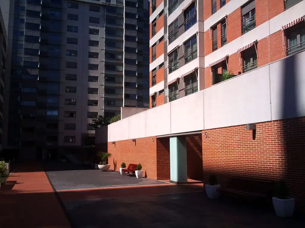 Wohnung zum Verkauf in Calle de Rafael Bergamín, 5, San Juan Bautista Außenansicht von Wohnung zum Verkauf in Madrid Capital mit Klimaanlage und Schwimmbad