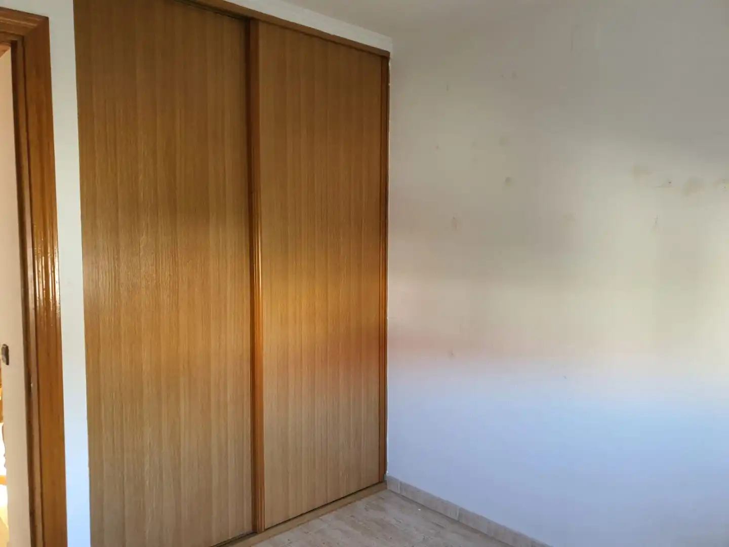 Casa adosada en venda a Urbanitzacio la Fontana, 3, Benavent de Segrià Dormitori de Casa adosada en venda en Benavent de Segrià amb Aire condicionat, Terrassa i Piscina