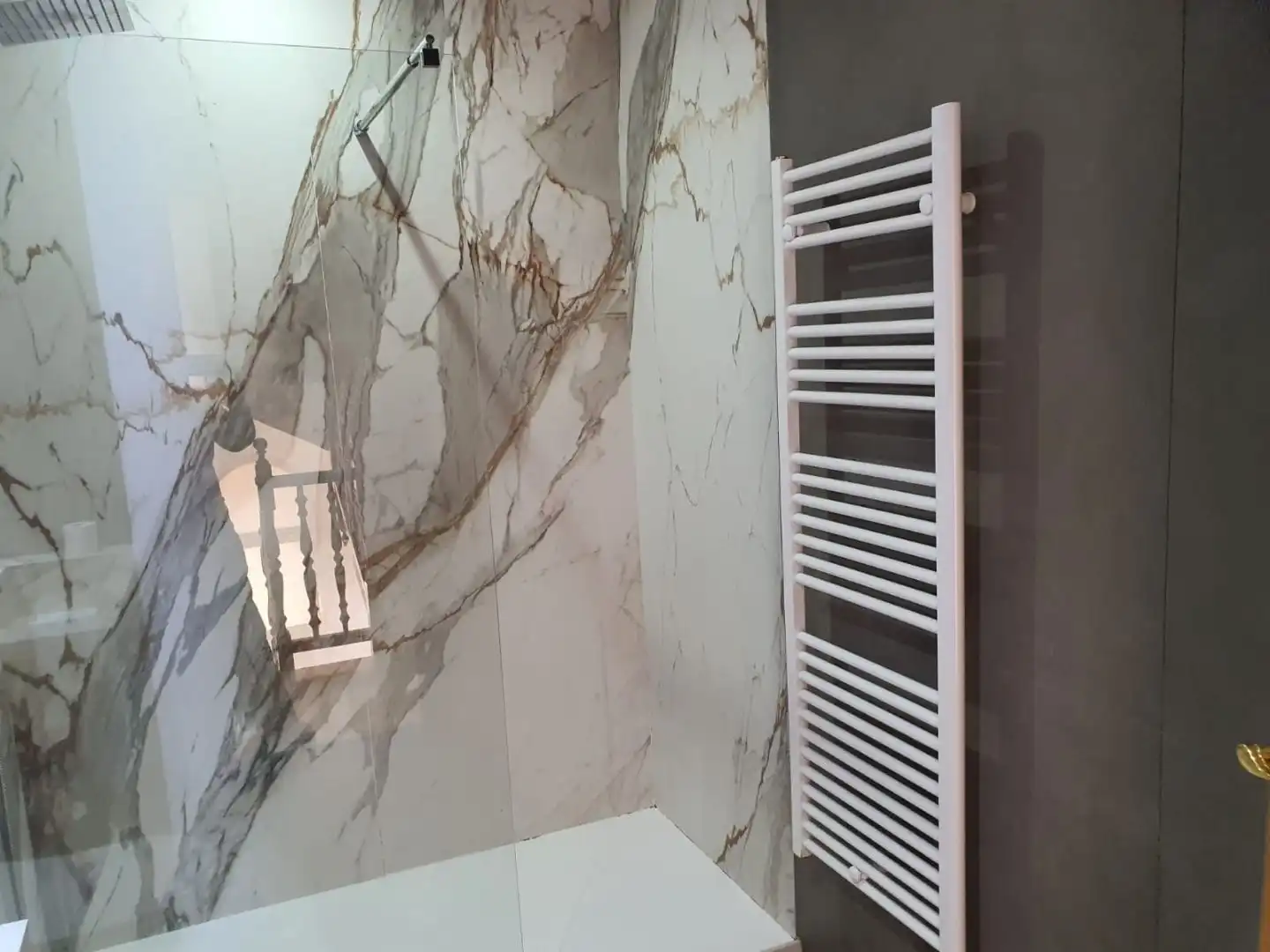 Casa adosada en venda a Urbanitzacio la Fontana, 3, Benavent de Segrià Bany de Casa adosada en venda en Benavent de Segrià amb Aire condicionat, Terrassa i Piscina